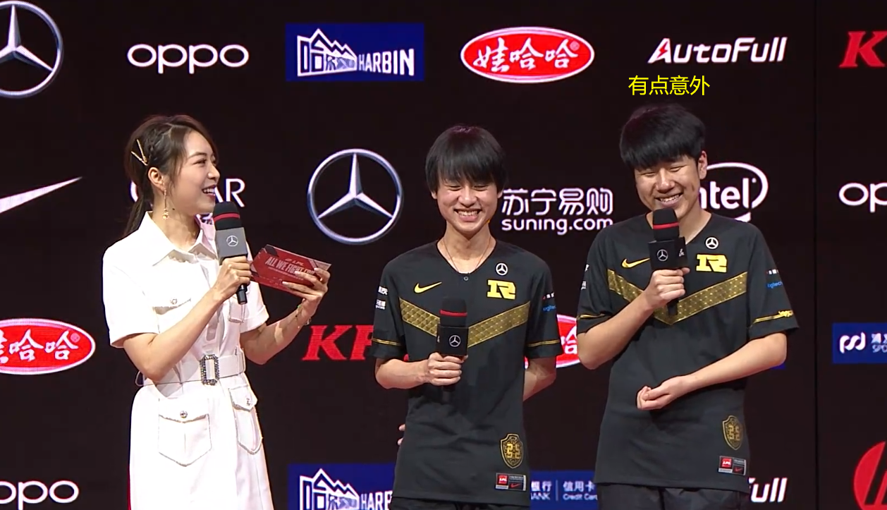 开云体育APP下载穆古鲁扎意外战胜RNG，战术调整引爆全场！观众掌声雷动(穆古鲁扎技术特点)