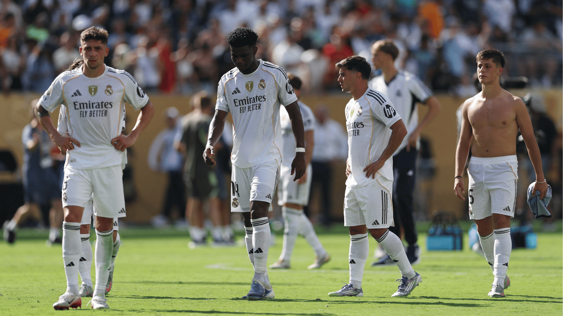 包含太狠了！萨克拉门托国王关键时刻复出首秀新疆广汇迎欧篮联关键赛，皇家马德里伤情更新备战欧联的词条